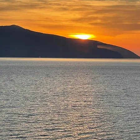 Ivi's Sea View